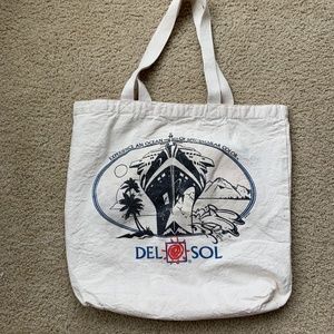 Tote bag